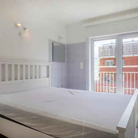 Cortina 0502 - Family 8p - Sea View - Centrally Located *